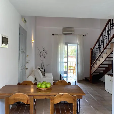 Calma Дом отдыха Platanias (Skiathos)